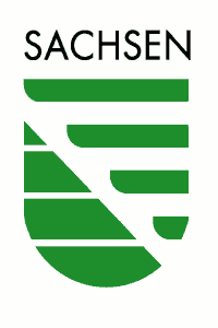 Logo von Sachsen - schwarzer Schriftzug Sachsen und darunter grüne Streifen in verschiedenen Stärken