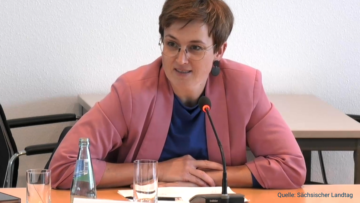 Nina Gbur im Sächsischen Landtag